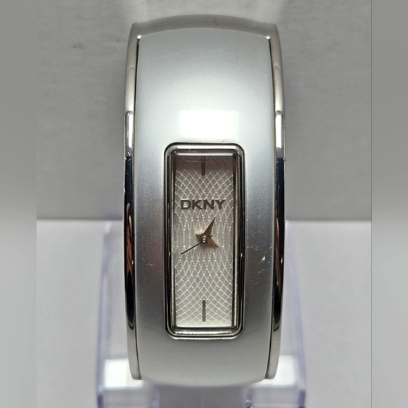 Womens DKNY Watch Silver Tone Stainless 50M Tank Hinged Bangle Cuff New Battery - Picture 1 of 9